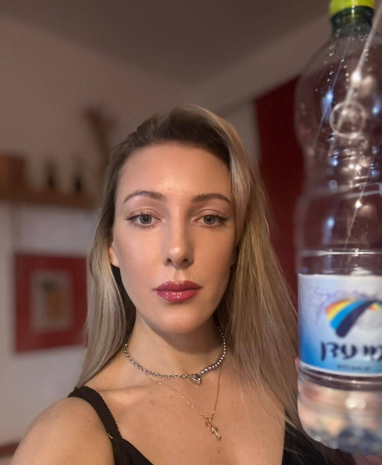 אישה חברה אמיתית -תל אביב