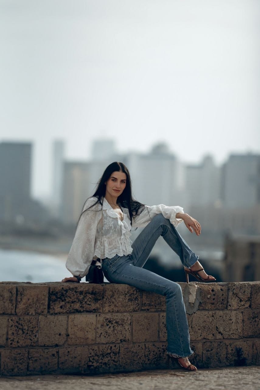 ליזה אישה אנרגטית בת 25 תל אביב