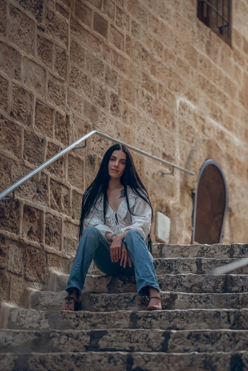 ליזה אישה אנרגטית בת 25 תל אביב